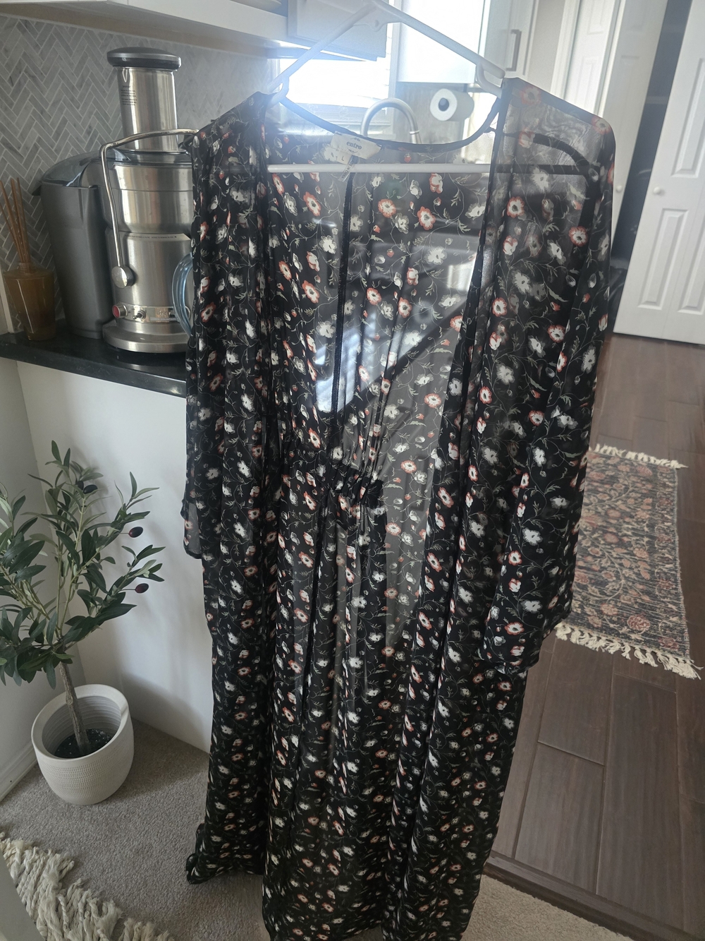 entro, L, KIMONO Black Floral Print Blouse with Red and White Flowers